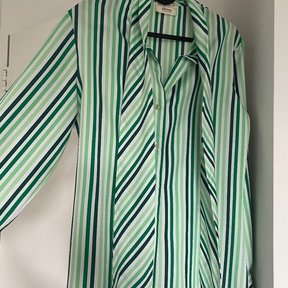 JCPenney green striped shirt, size XS-S (US 2-4) - Picture 9 of 9